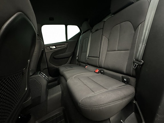 Volvo XC40 29 of 30