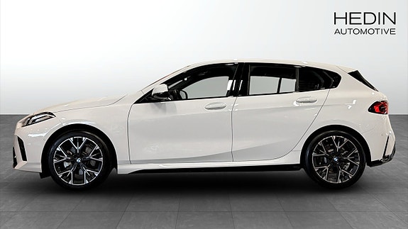 BMW 120d 6 of 13