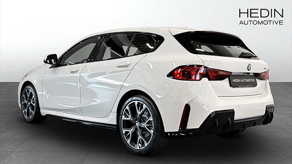 BMW 120d 2 of 13