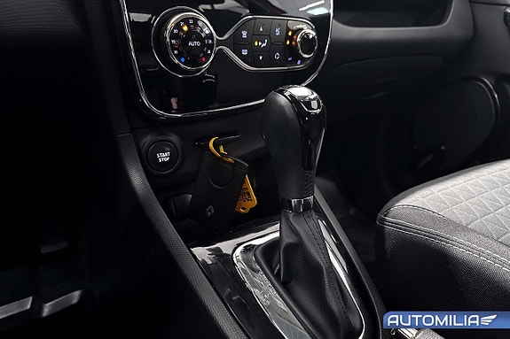 Renault Clio 10 of 16