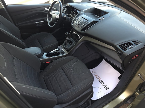 Ford Kuga 7 of 11