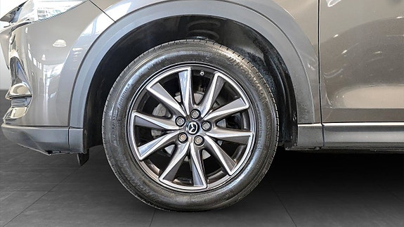 Mazda CX-5 9 of 16