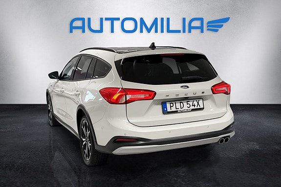 Ford Focus 13 of 18