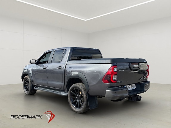 Toyota HiLux 7 of 30