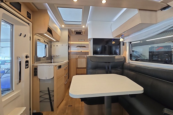 Hymer B-MC I 580 170hk Automat ALDE, AC-bodel, Solcell, Läder 8 of 30