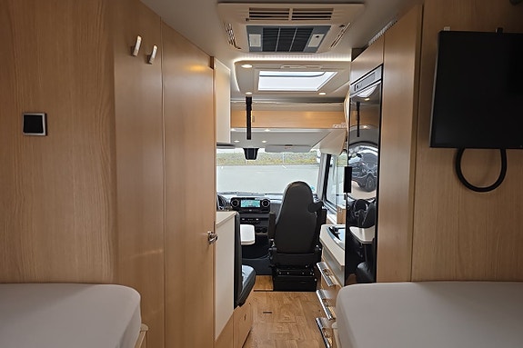 Hymer B-MC I 580 170hk Automat ALDE, AC-bodel, Solcell, Läder 21 of 30