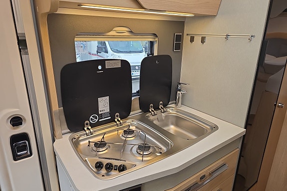 Hymer B-MC I 580 170hk Automat ALDE, AC-bodel, Solcell, Läder 13 of 30