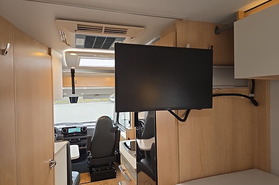 Hymer B-MC I 580 170hk Automat ALDE, AC-bodel, Solcell, Läder 20 of 30