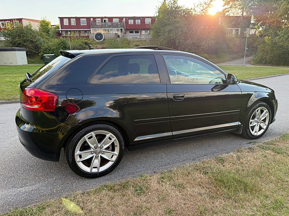 Audi A3 4 of 16