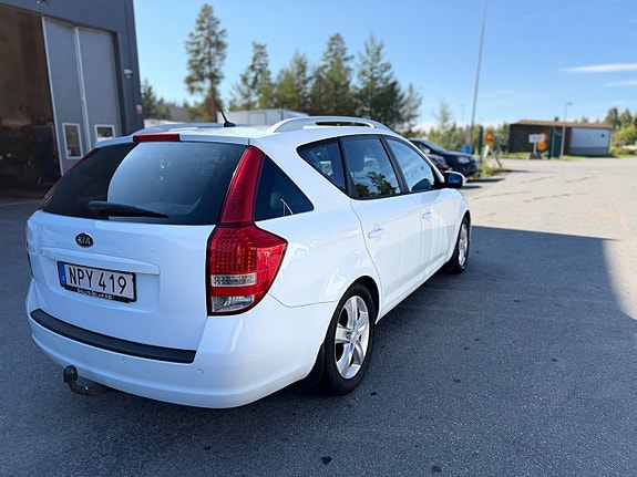 Kia Ceed 14 of 17