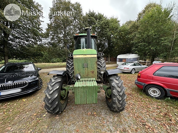 John Deere 4440 2 of 27