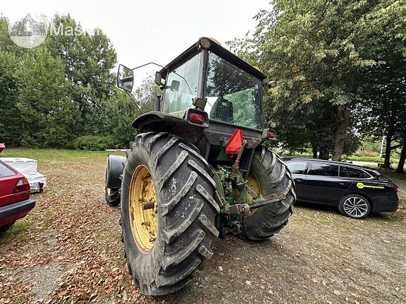 John Deere 4440 9 of 27