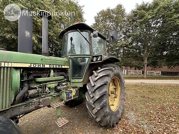 John Deere 4440 7 of 27