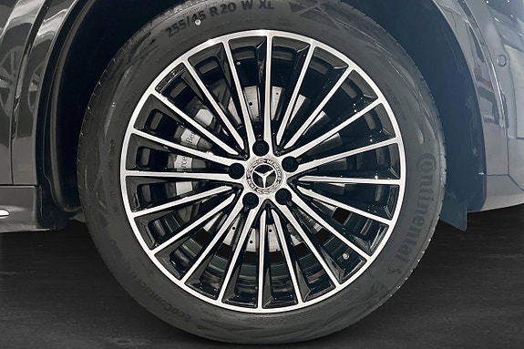 Mercedes-Benz GLC400 e 5 of 17