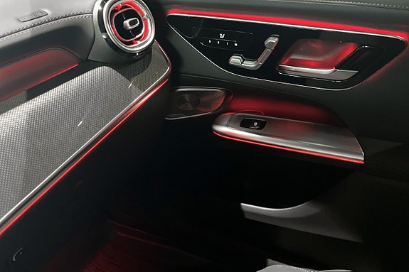 Mercedes-Benz GLC400 e 12 of 17