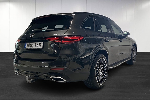 Mercedes-Benz GLC400 e 4 of 17