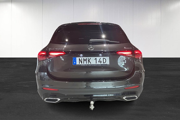 Mercedes-Benz GLC400 e 16 of 17