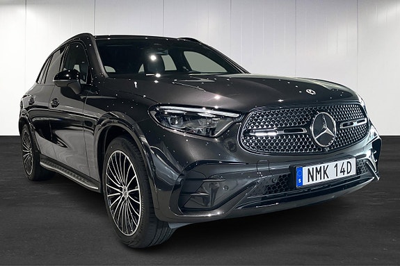 Mercedes-Benz GLC400 e 2 of 17