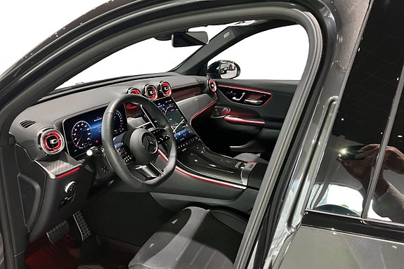 Mercedes-Benz GLC400 e 13 of 17
