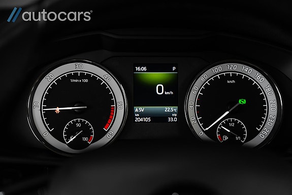 Skoda Superb 17 of 30