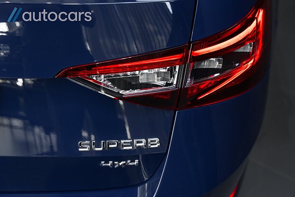 Skoda Superb 13 of 30