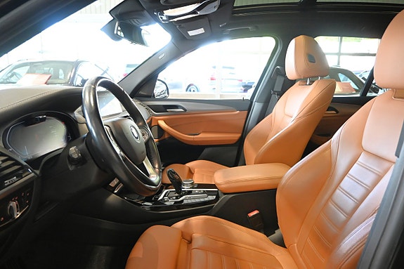BMW iX3 7 of 30
