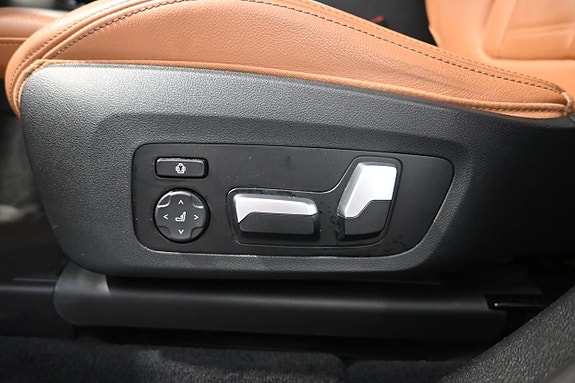 BMW iX3 19 of 30