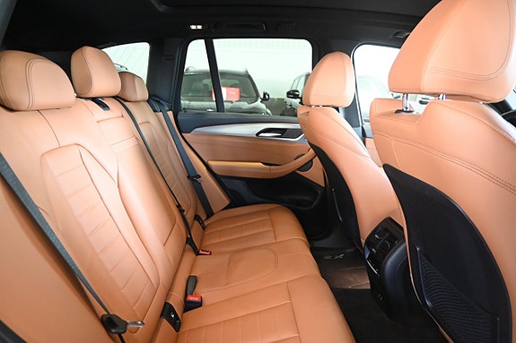 BMW iX3 14 of 30