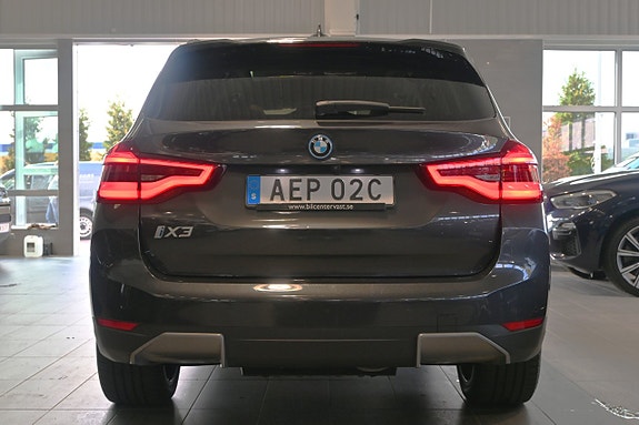 BMW iX3 3 of 30