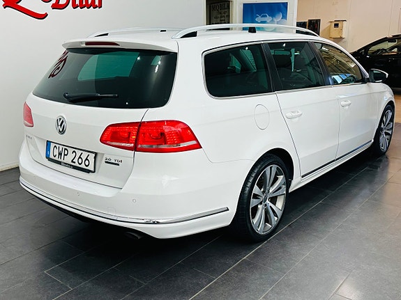 Volkswagen Passat 8 of 23