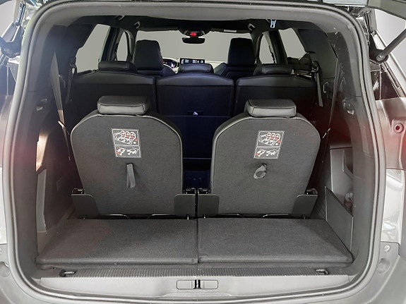 Peugeot 5008 16 of 17