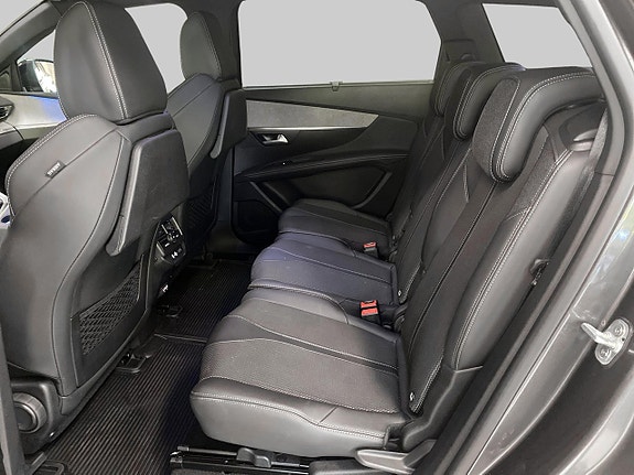 Peugeot 5008 9 of 17