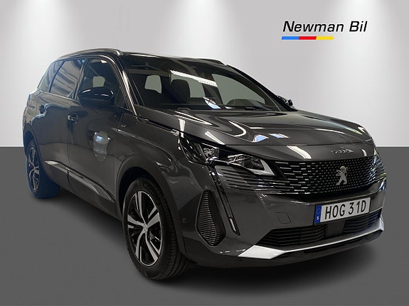 Peugeot 5008 3 of 17