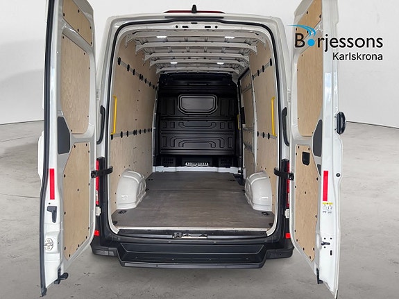 Volkswagen Crafter 35 14 of 15