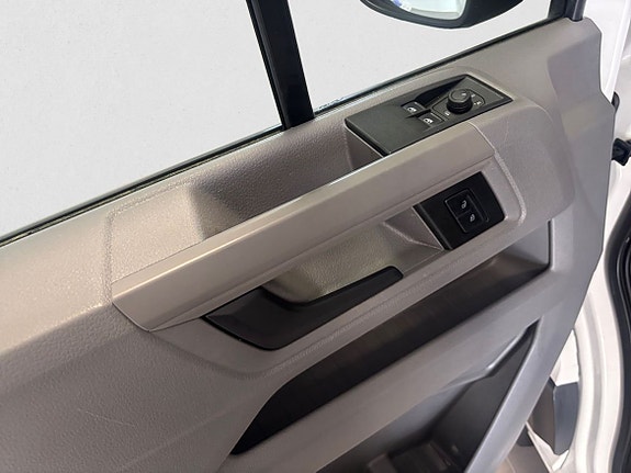 Volkswagen Crafter 35 7 of 15