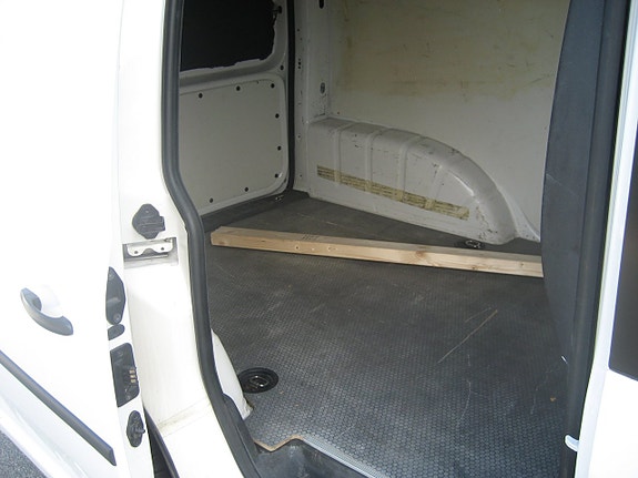 Volkswagen Caddy 9 of 18