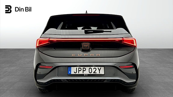 Cupra Born 5 of 13