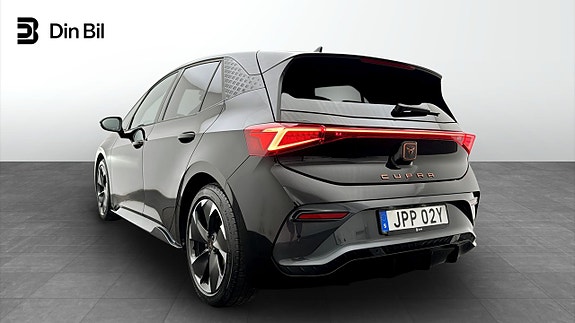 Cupra Born 3 of 13