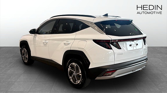 Hyundai Tucson 2 of 12