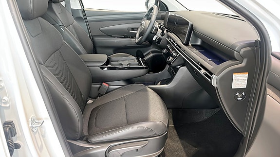 Hyundai Tucson 3 of 12