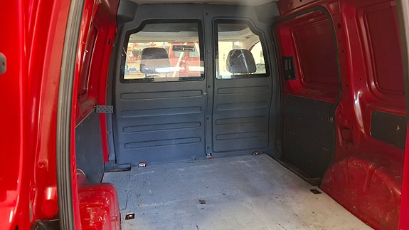 Volkswagen Caddy 12 of 14