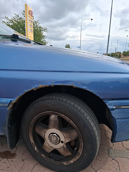 Ford Escort 4 of 11