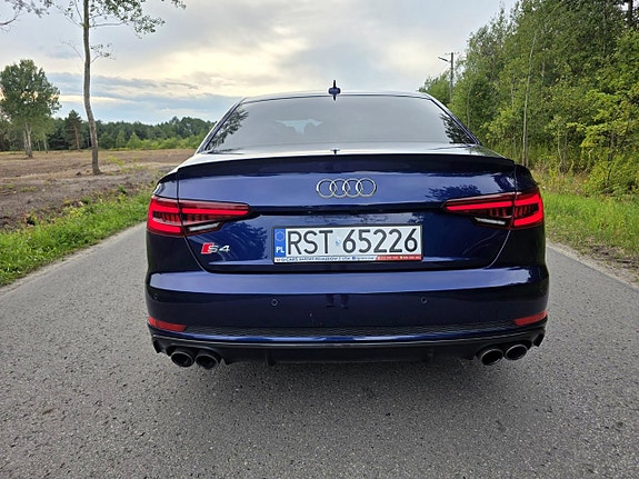 Audi S4 18 of 20