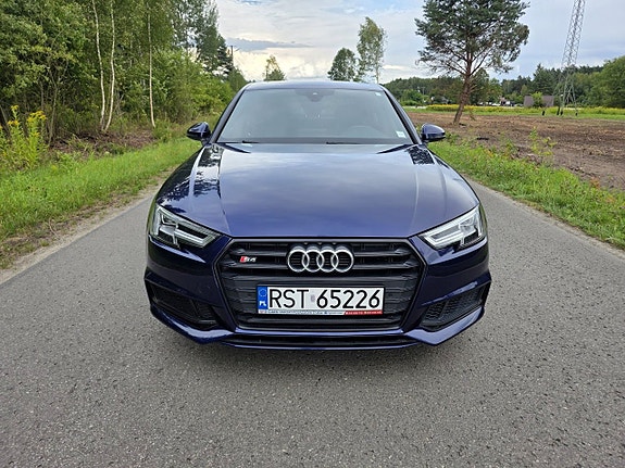 Audi S4 11 of 20
