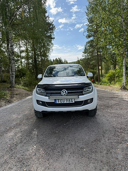 Volkswagen Amarok 3 of 12