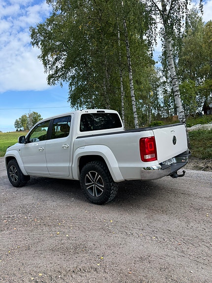 Volkswagen Amarok 4 of 12