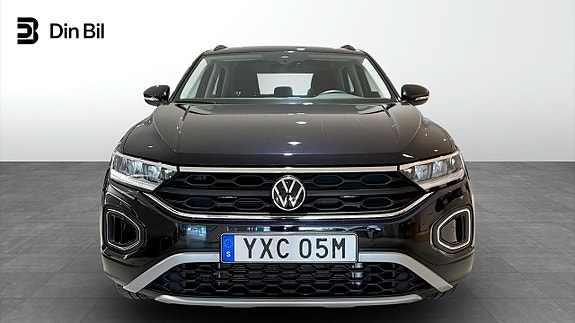 Volkswagen T-Roc 4 of 12