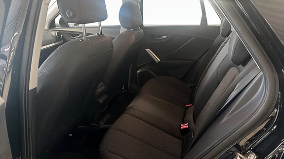 Audi Q2 11 of 12