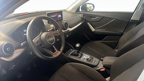 Audi Q2 7 of 12