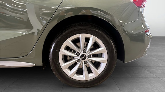 Audi A3 6 of 12